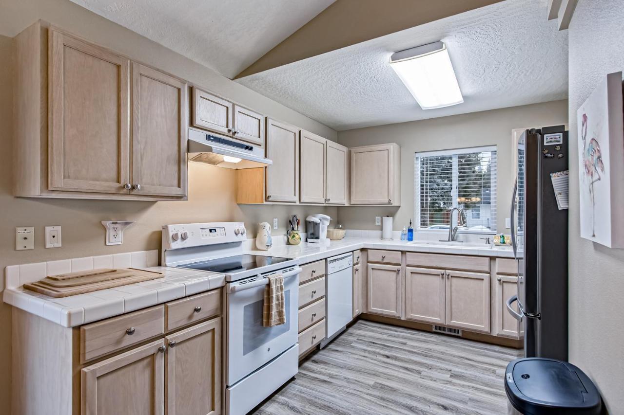Pine Ave Delight Villa Coeur d'Alene Exterior photo